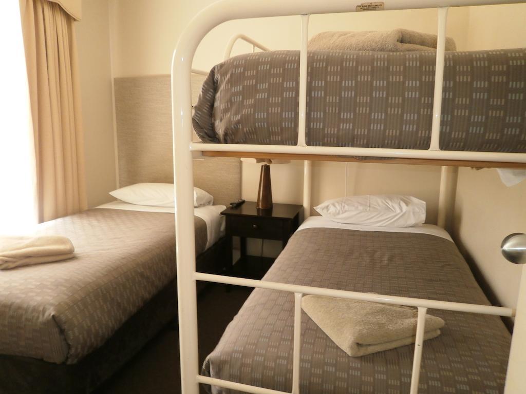 巴拉瑞特中心汽车旅馆 巴拉兰特 外观 照片